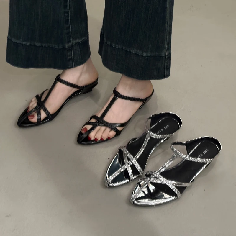 

Новые плетеные гладиаторские шлепанцы 2026 года для женщин: модные сандалии на танкетке с Т-образным ремешком, удобная летняя обувь для отпуска