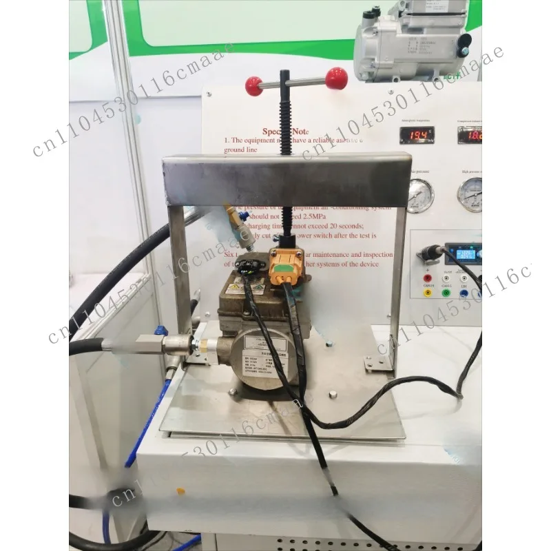 Automobile air compressor braking system test bench