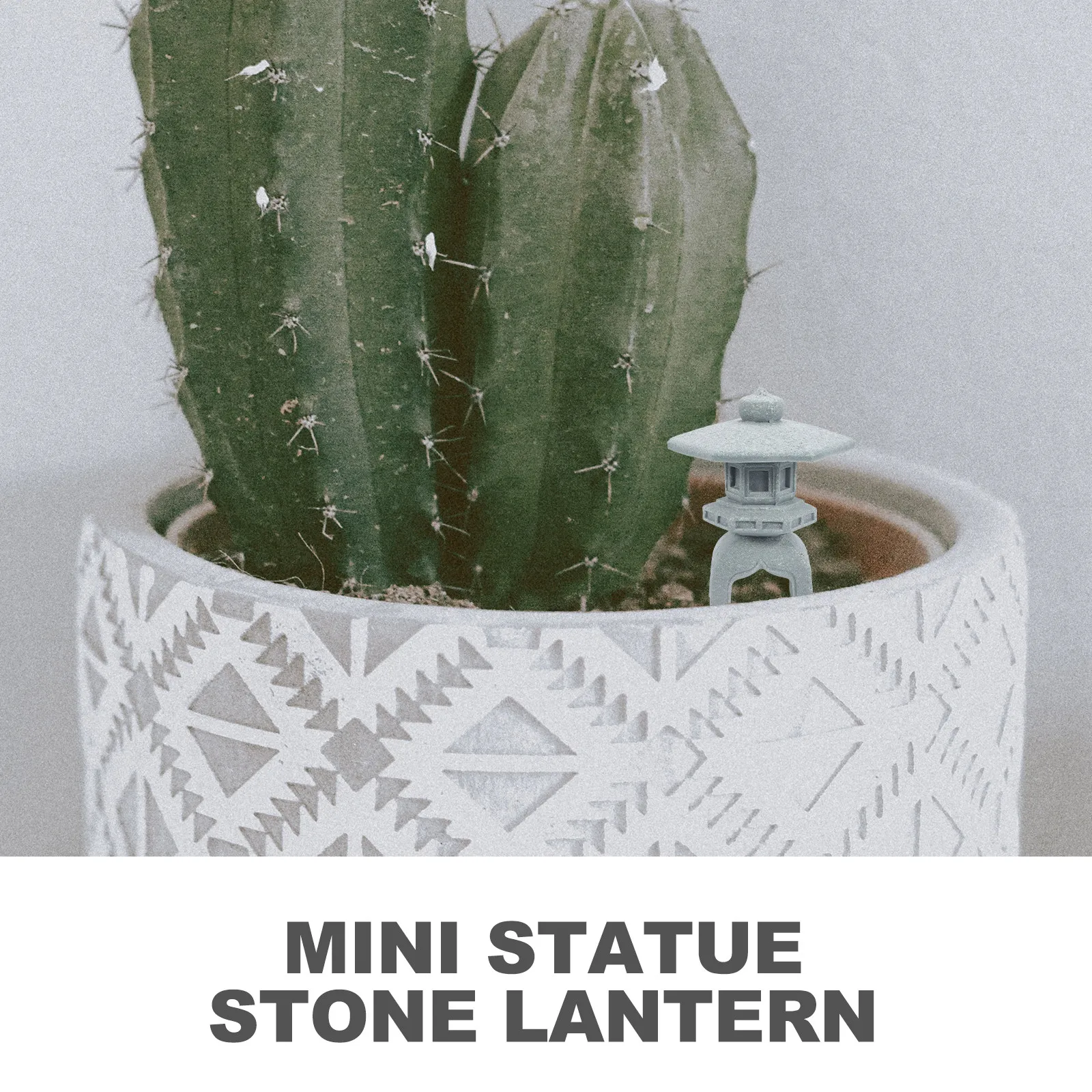Stone Pagoda Mini Statue Lantern Small Bonsai Garden Decoration Indoor Outdoor Pagoda Statue Mini Garden Ornaments