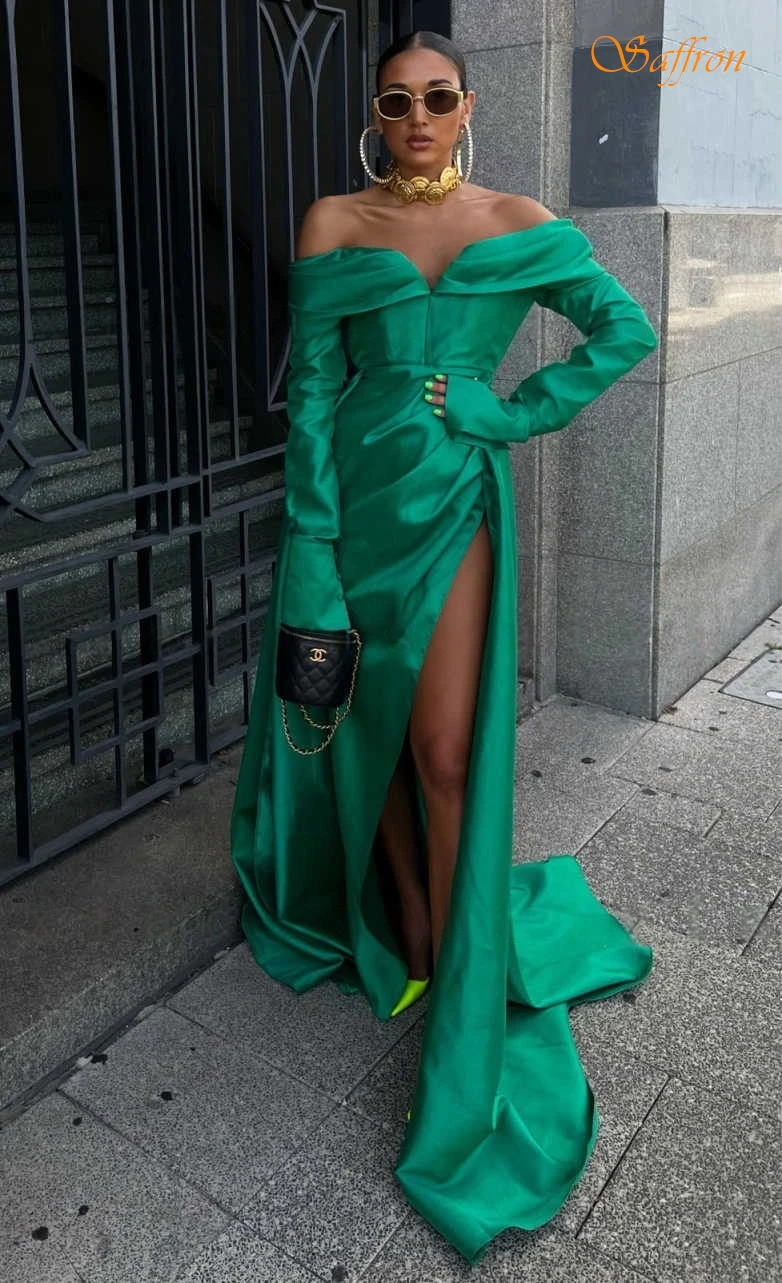

Customized Straight Boat Neck Exquisite Elegant Evening Dress and Side Slit Sexy Prom Dress High Quality Celebrity Gowns