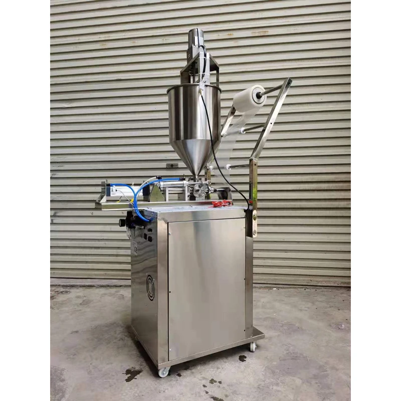 Automatic Vertical Ketchup Curry Paste Sachet Packaging Machine Shampoo Filling and Sealing Machine