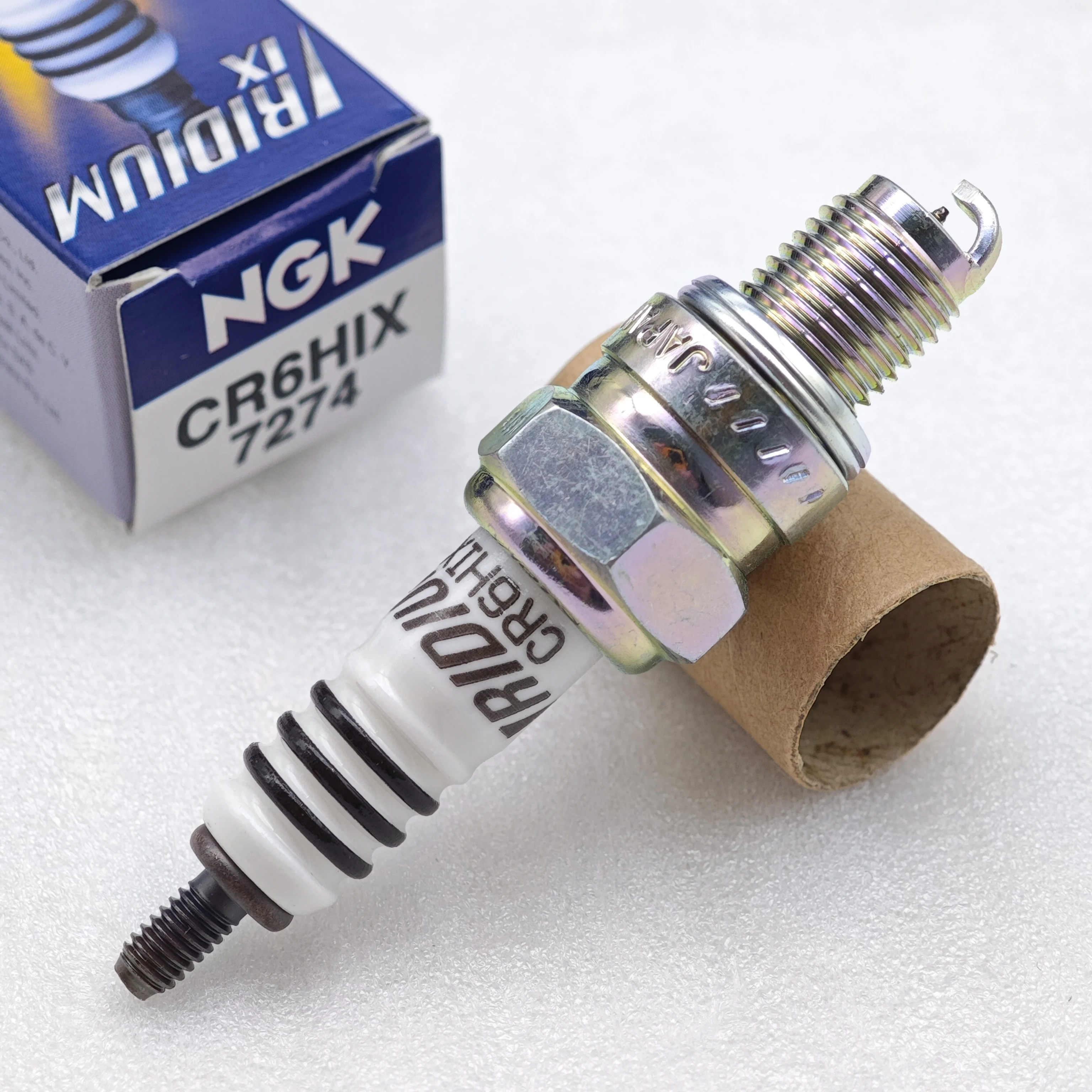 1pcs NGK Iridium Spark Plug CR6HIX 7274 Upgrade CR6HSA C6HSA