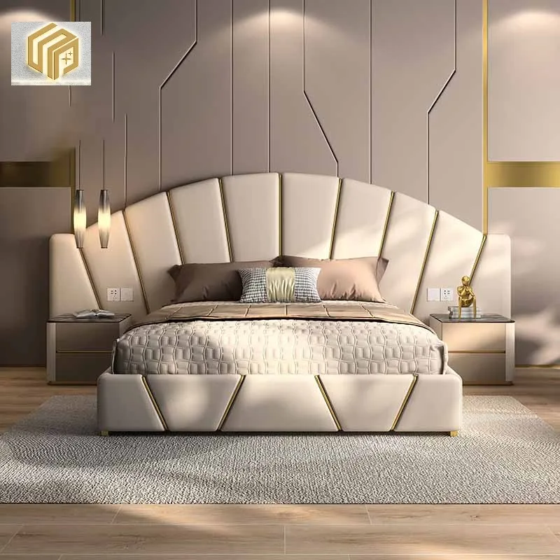 Italian Luxury Villa Bedroom Top Layer Leather King Bed with Peacock Open Screen Designer Home Creative Double Master Bedding