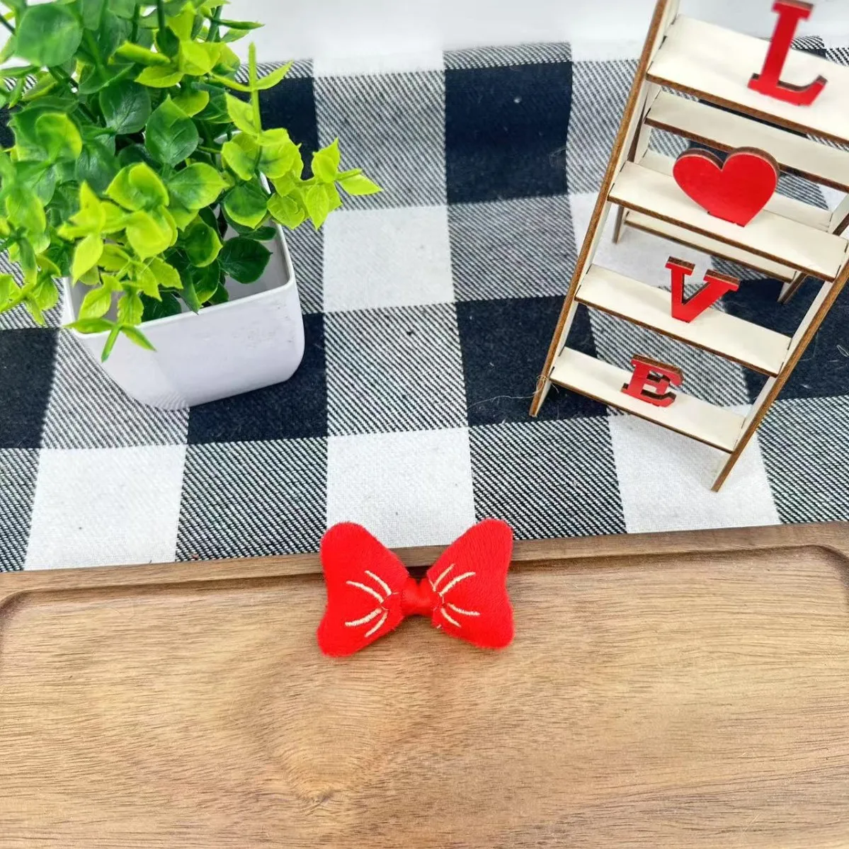 

5*5 см 300 шт., оптовая продажа, плюшевое мультяшное сердце, хлопок, бабочка, бант, аксессуары для одежды «сделай сам», коробка, сумка, носки, брошь