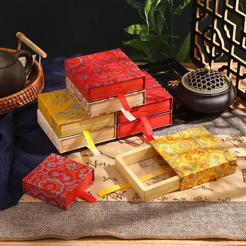 1Pcs Chinese Style Printed Sliding Jewelry Box Clear Display Window Exquisite Patterns For Storing Small Jewelry And Gifting