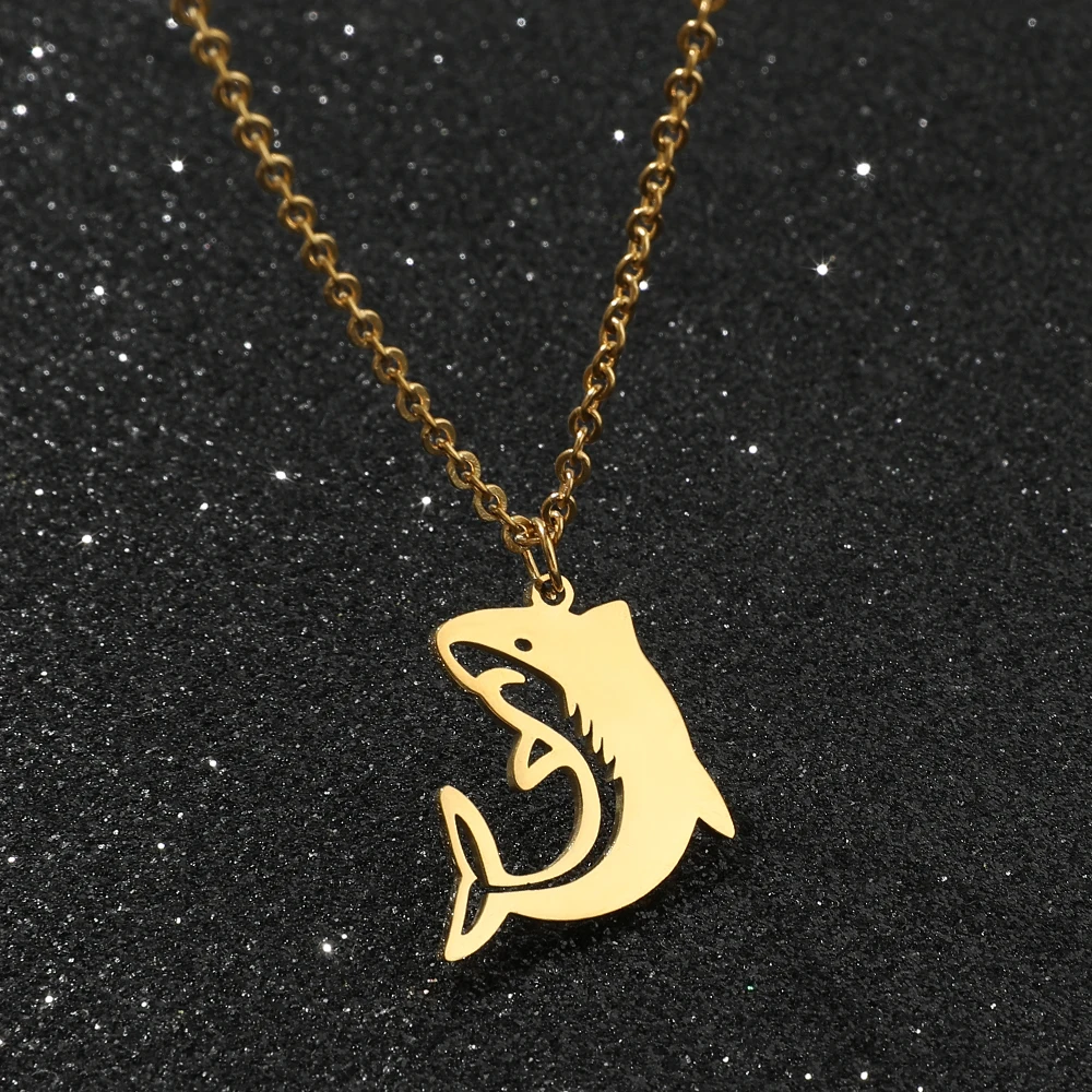 Gold Color Shark Necklace Fashion Design Hip Hop Pendant Jewelry for Ocean Animal Lovers Personalized Gifts for Men And Women