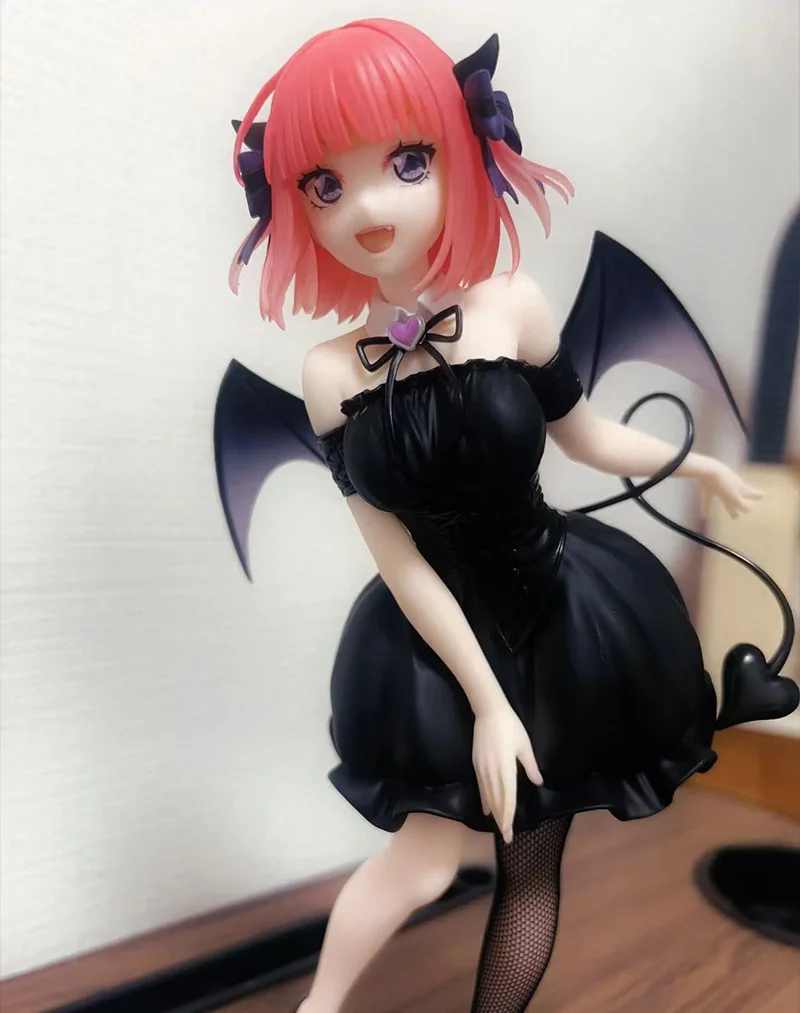 Furyu – Quintuplets par excellence Bicute, figurine de dessin animé Nakano Nino, modèle mignon, ornement, jouets en Pvc de 24Cm, cadeau pour filles