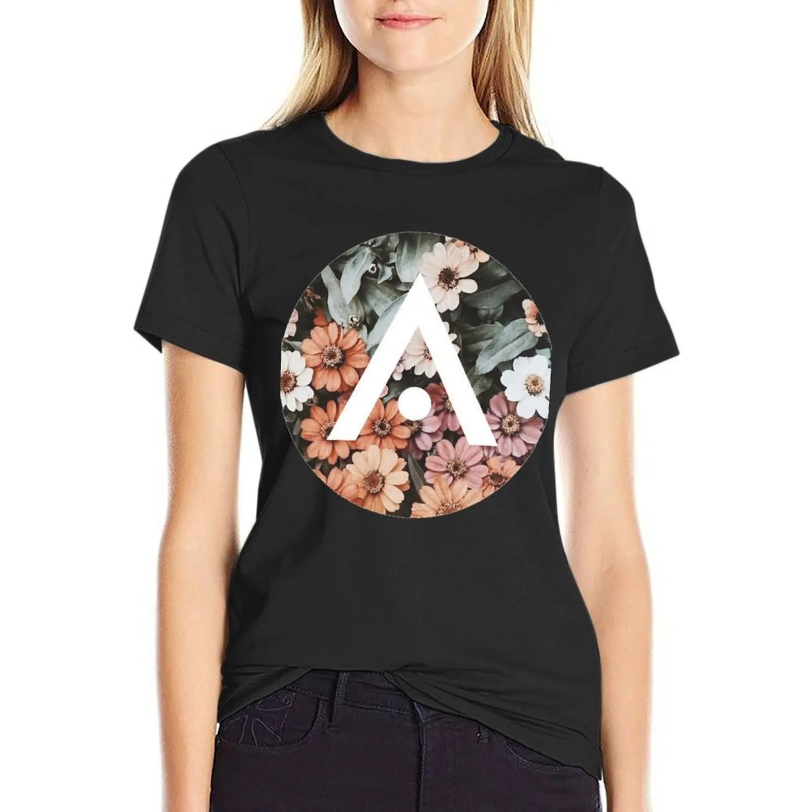 Camiseta clássica feminina com logotipo Aveda Flower, roupas anime, blusa, tops plus size, roupas kawaii