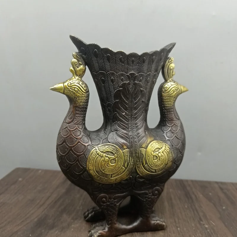

Antique Copperware Collection Phoenix Cup Ornament Retro Bronzeware Gilded Peacock Home Decor Year-made Vase Object Craft