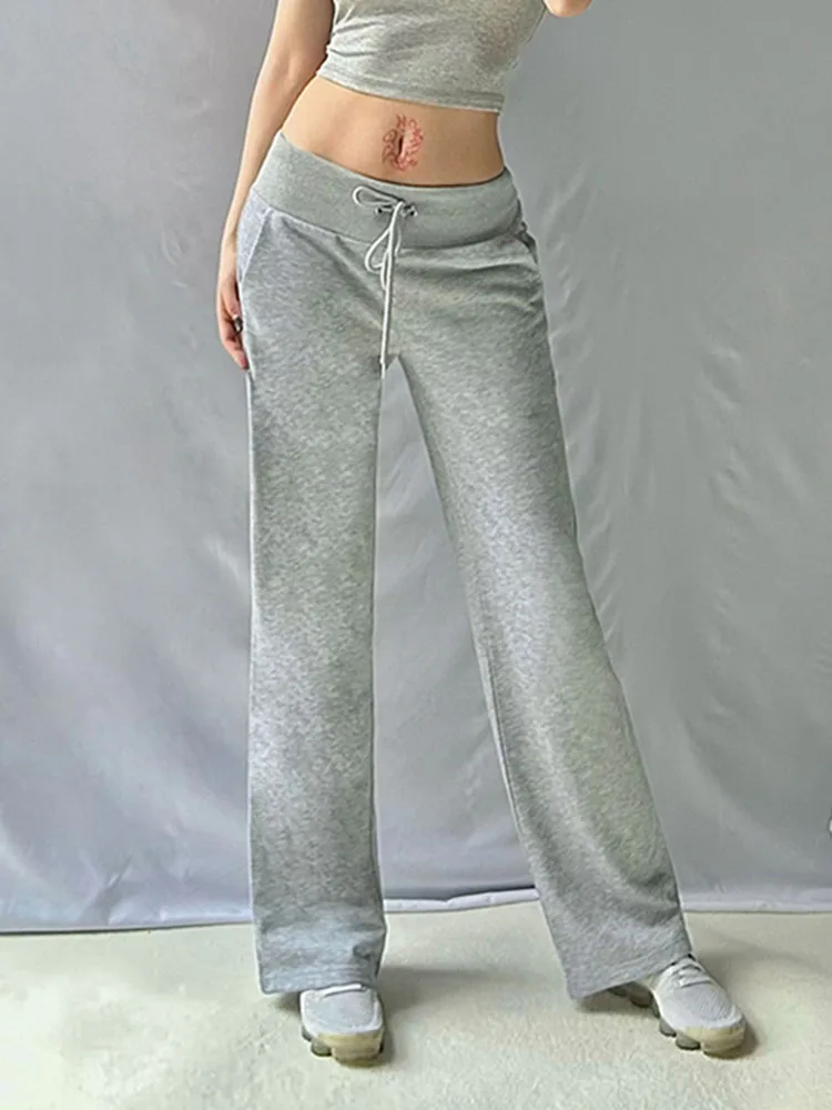 رمادي فضفاض Sweatpants الكورية أزياء من الدانتل متابعة منخفضة الارتفاع فضفاض سراويل تقليدية للنساء Y2k الشارع الشهير الأساسية Capris الجمالية