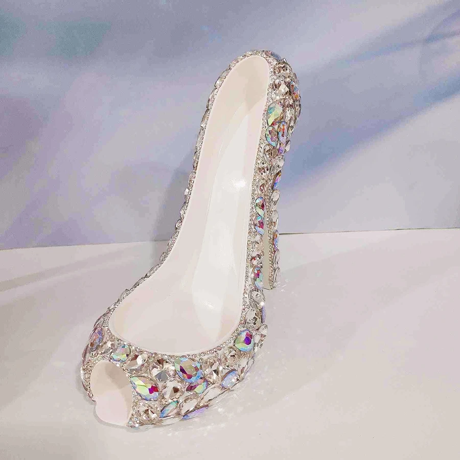 

Crystal Diamond High Heels Wine Rack Handmade Resin Shoe Figurine Decor for Home Party Bar Cabinet Creative Wine Holder