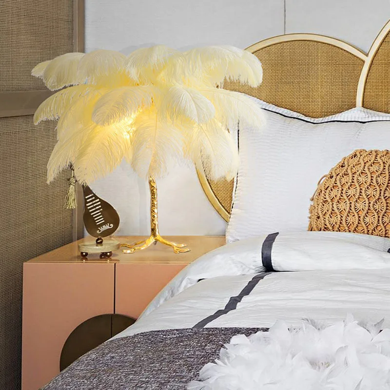 Nordic Luxury Ostrich Feather Lamp Creative Design Tree Light Table Lamp Feather for Living Room Bedroom