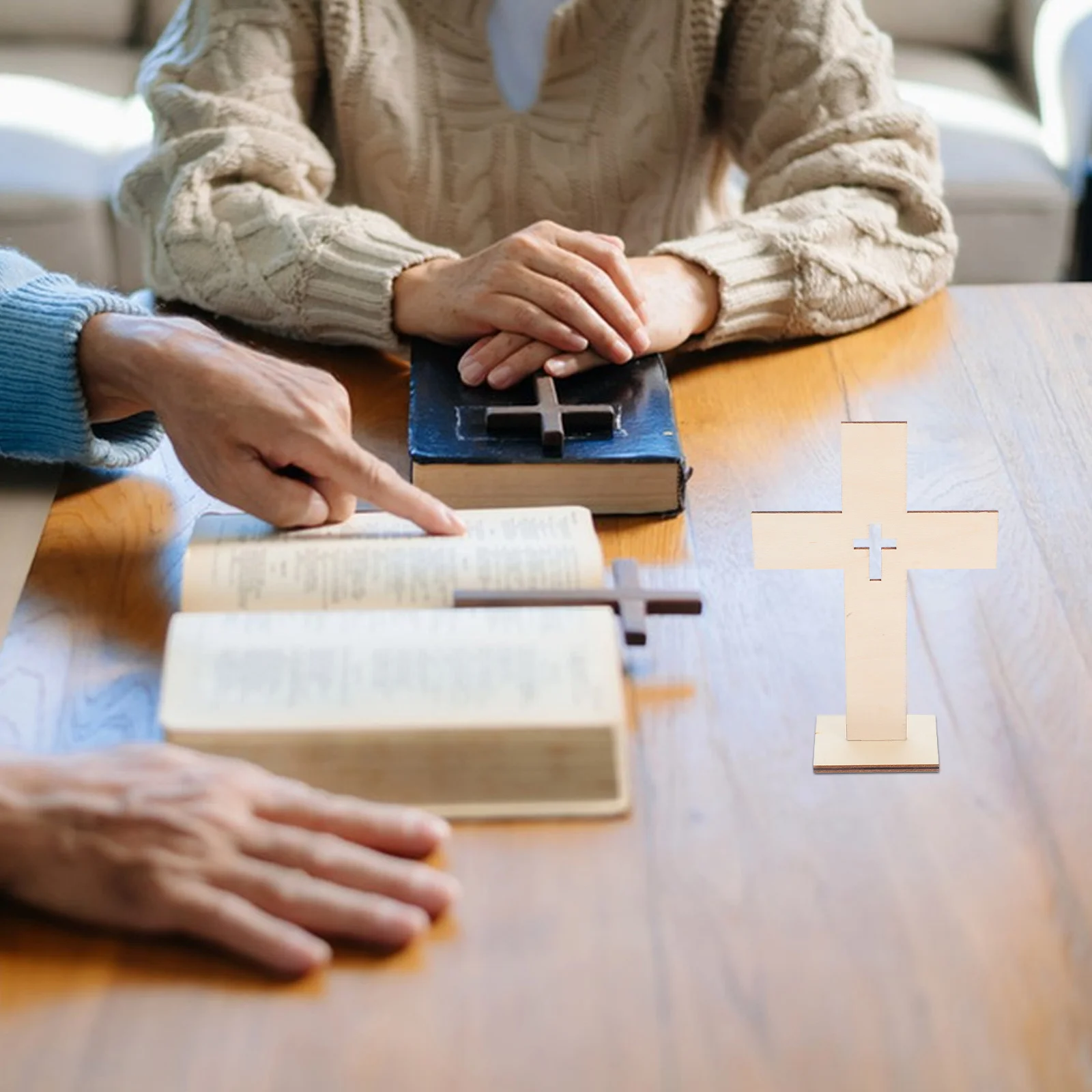 

10Pcs Wooden Cross Decor Wood Cross Ornament for Desk Home Office Bedroom Religious Decoration Craft Gift Wooden Ornament