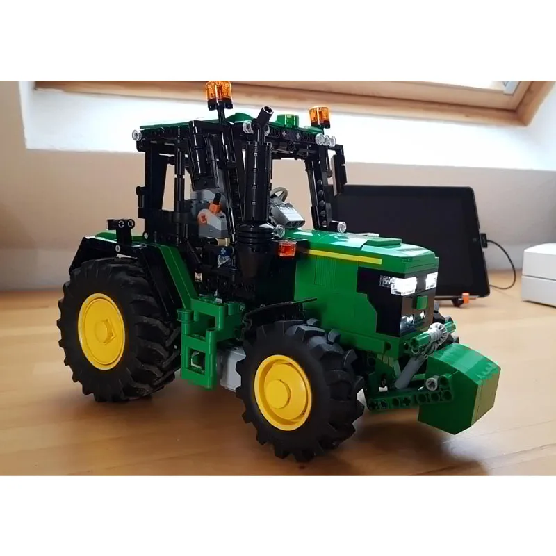 

MOC-14619 Urban Farming Tractor Building Block Model 1237Parts MOC Creative Toy for Boys, Children's Birthday and Christmas Gift