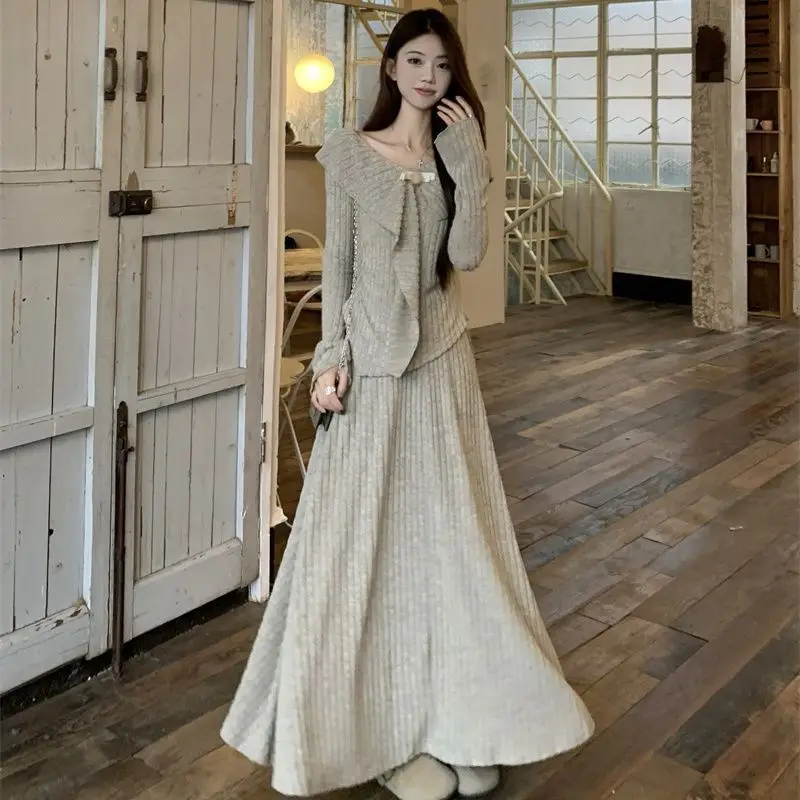 French Suit Irregular Temperament Knitted Top High Waist Skirt Women's Spring And Autumn Two-piece Set High Sense Thin