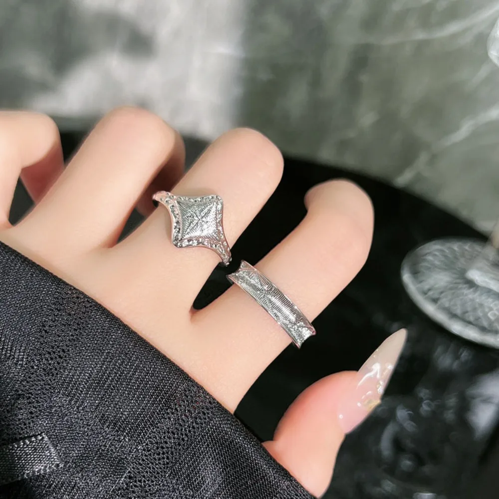 Exquisite Personality Silver Color Brushed Rhombus Starlight Awn Star Opening Couple Ring for Men Women Trendy Designer Jewelry