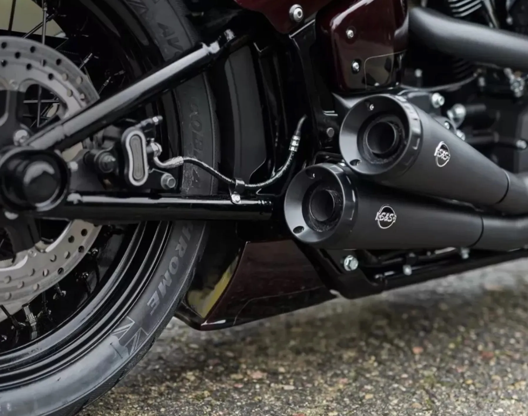 New Motorcycle Accessories BACK FRAME CHIN SPOILER for Harley Fat Bob/Boy Heritage Classic Street Bob Softail 2018-2024