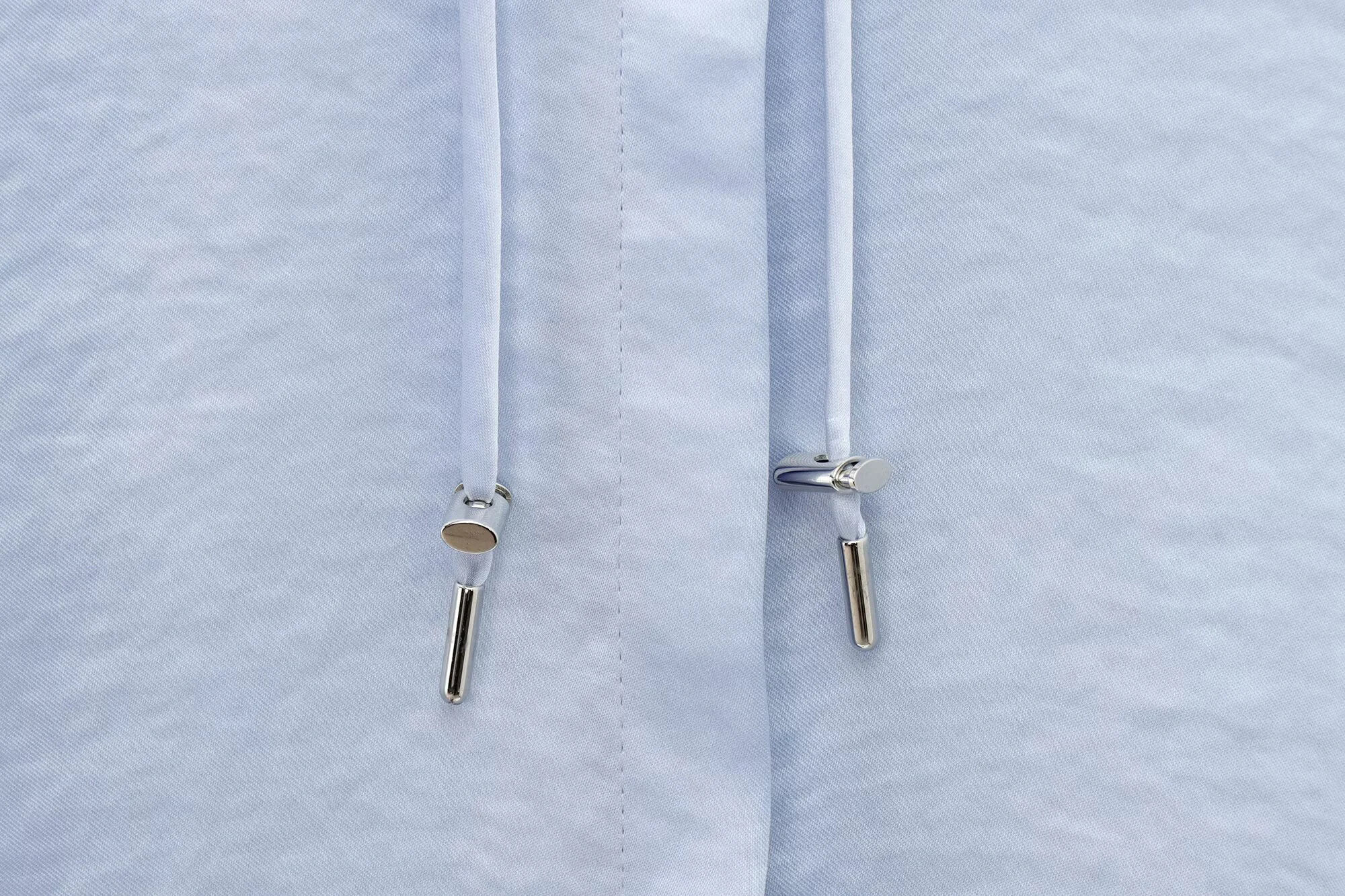 Camisa con textura de seda con capucha de manga larga Simple estilo informal para mujer primavera europea y americana 2025