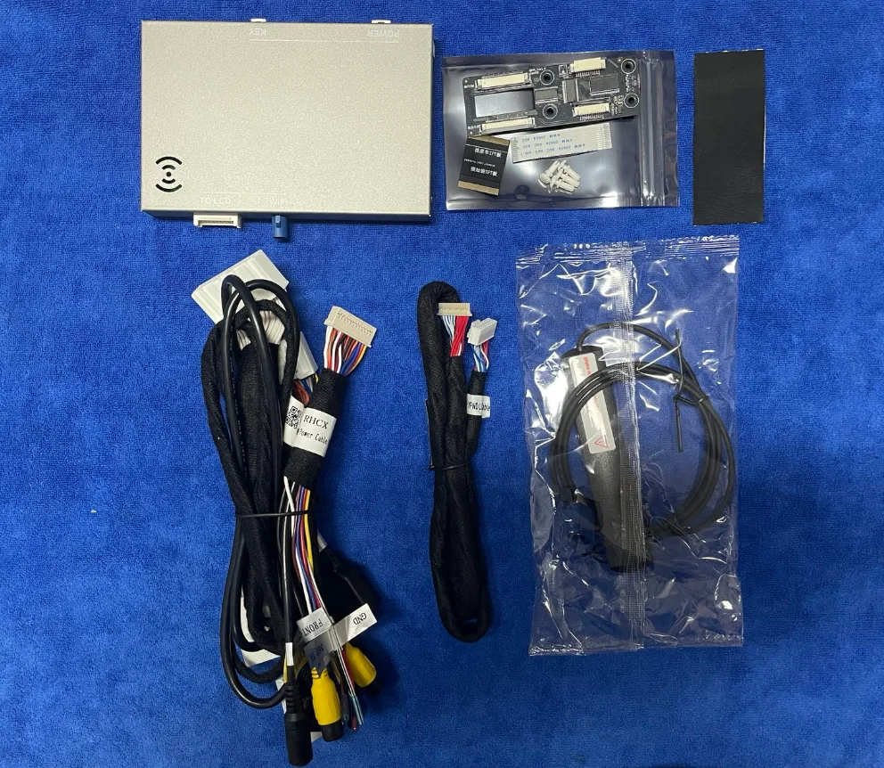 AUTOTOP Kabelloses CarPlay Android Auto Modul für Infiniti QX30 Q30 2013-2019 Auto-Upgrade Nachrüstkit MirrorLink Airplay AUX BT – Detail 1