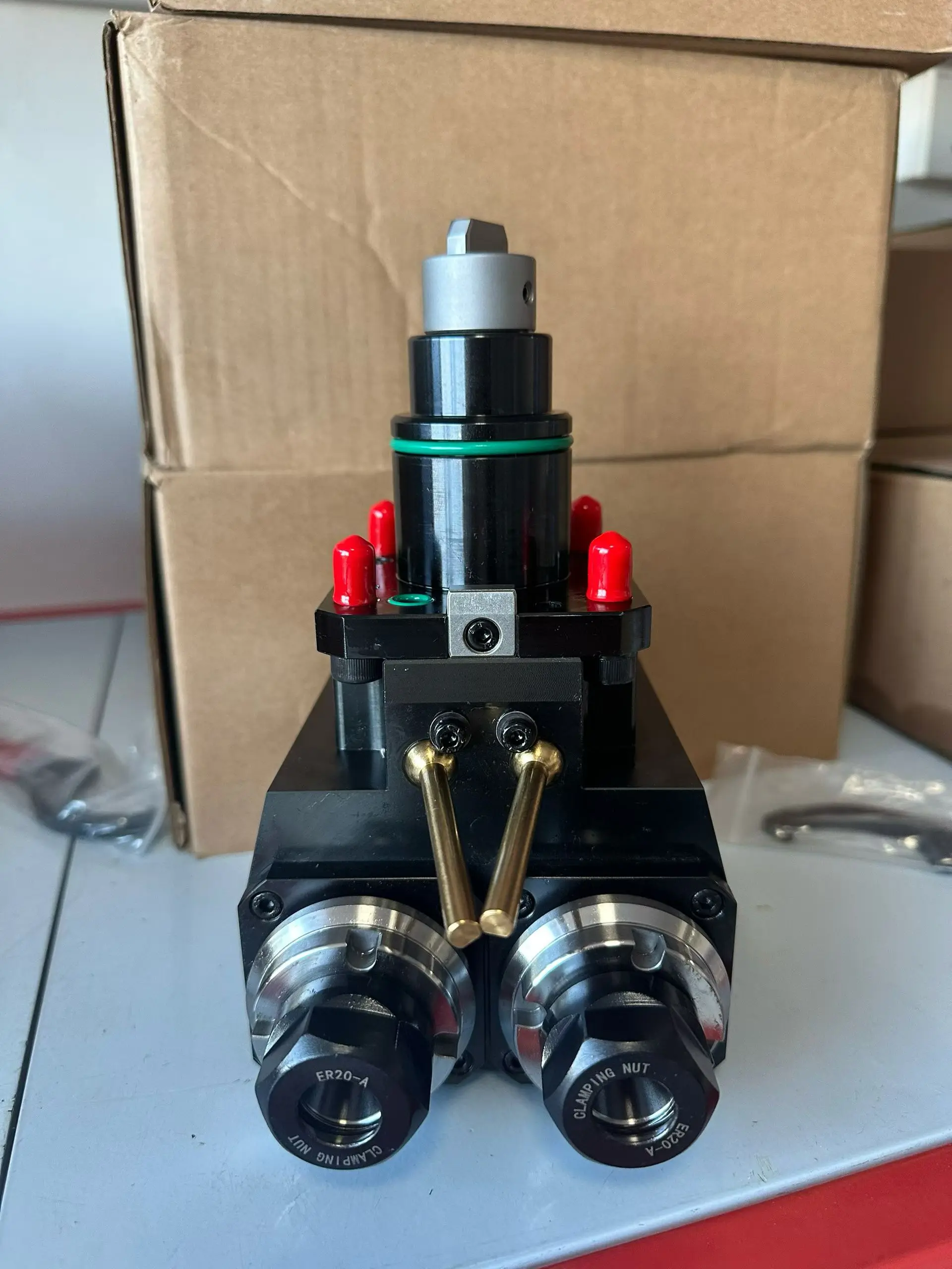 

Double-Head BMT40-BMT75 Radial Power Tool Holder for Turning Tool with Gear and Bearing Components