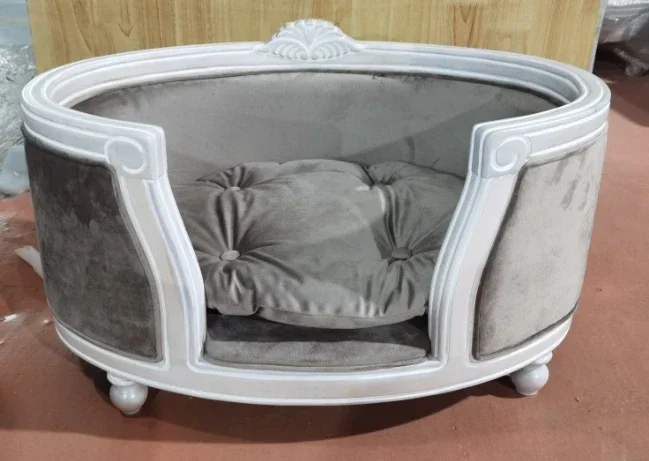 Vintage Solid Wooden Dog Kennel Pet Sofa Wooden Dog Furniture Pet Supplies Carved Cat Nests Can Be Customised with LOGO