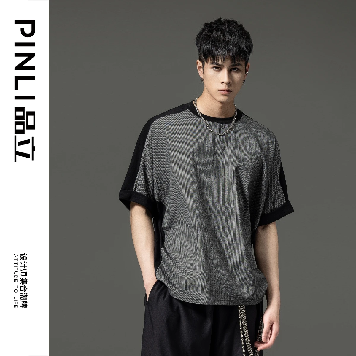 New Male Fashion 2023 Summer White Loose T-shirt Spliced Bat Sleeve Casual Men's Top Spliced Stripe Black T-shirt B232111039