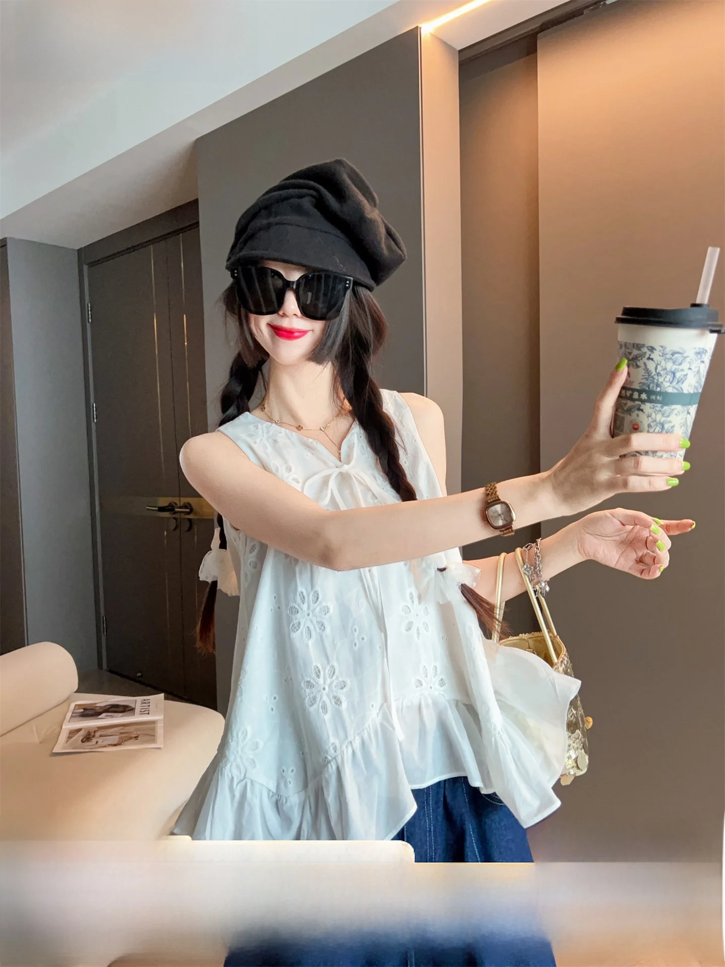 

Модный повседневный топ на бретельках для женщин, летний, 2025, новый, утягивающий, свободного кроя, для офиса