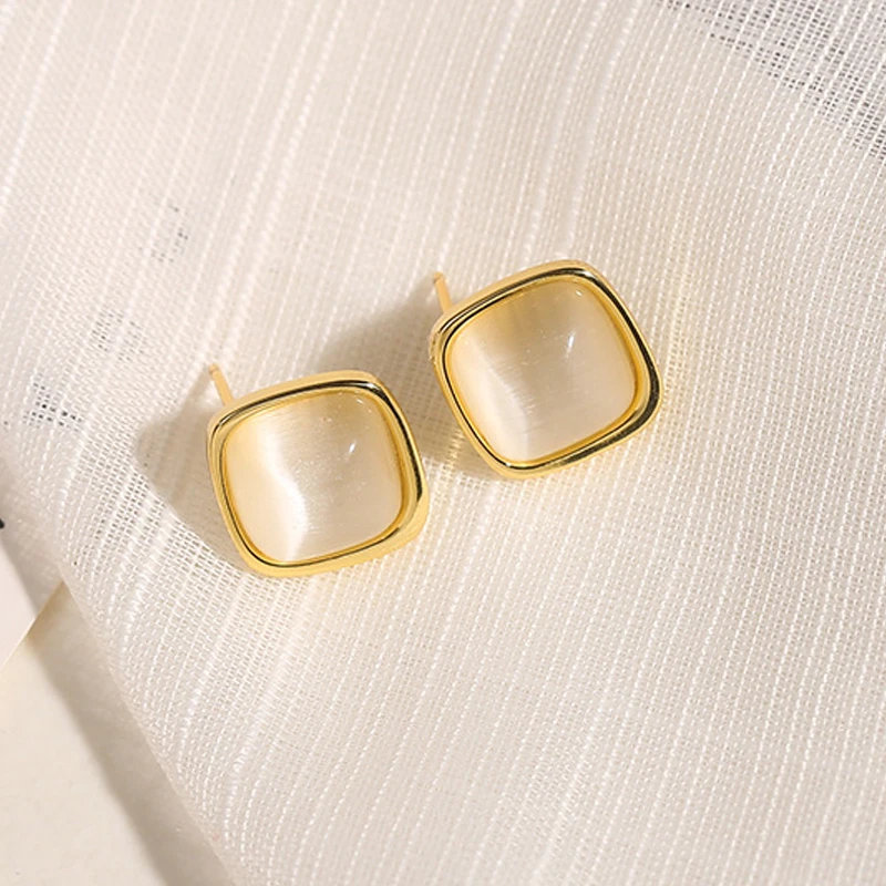 Women\'s Opal Earrings 2025 Trendy Golden Color Square Small Stud Earrings Lovely Geometry Jewelry Ear Accessories bijoux femmes