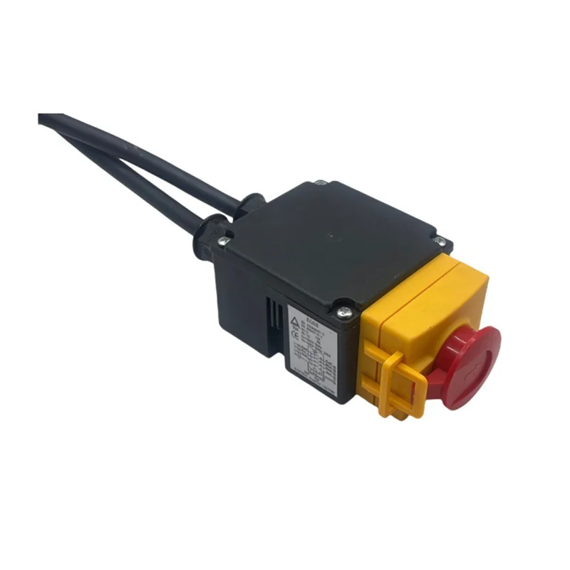 

COSW-KOA8 Трехфазный 400 В 5P промышленный разъем для защиты от включения/выключения напряжения Водонепроницаемый электромагнитный переключатель DZ08 Кнопка