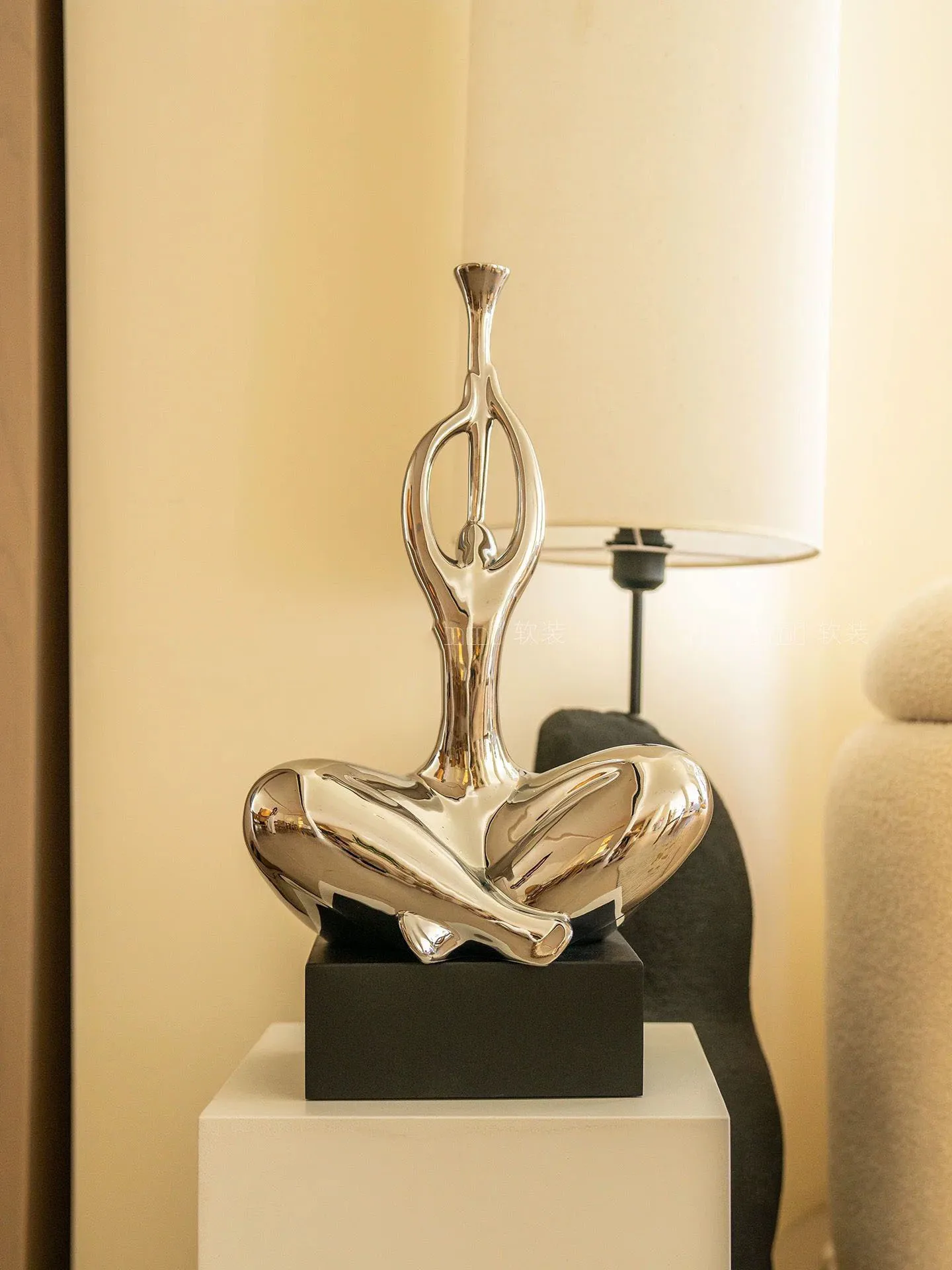 Luxury Musicians Sculptures Ornaments Home Decor Accessories Abstract Figures Sculptures Room Decor Items Holiday gifts
