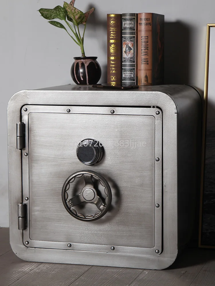 Industrial Style Cabinet Iron Bedside Table with Lock Bedside Small Cabinet Locker Side Cabinet