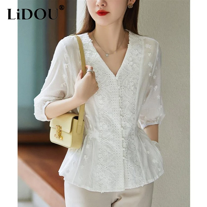 Spring Autumn New Fashion Solid Color V-neck Three Quarter Single Breasted Shirt Women Embroidered Loose Casual All-match Tops