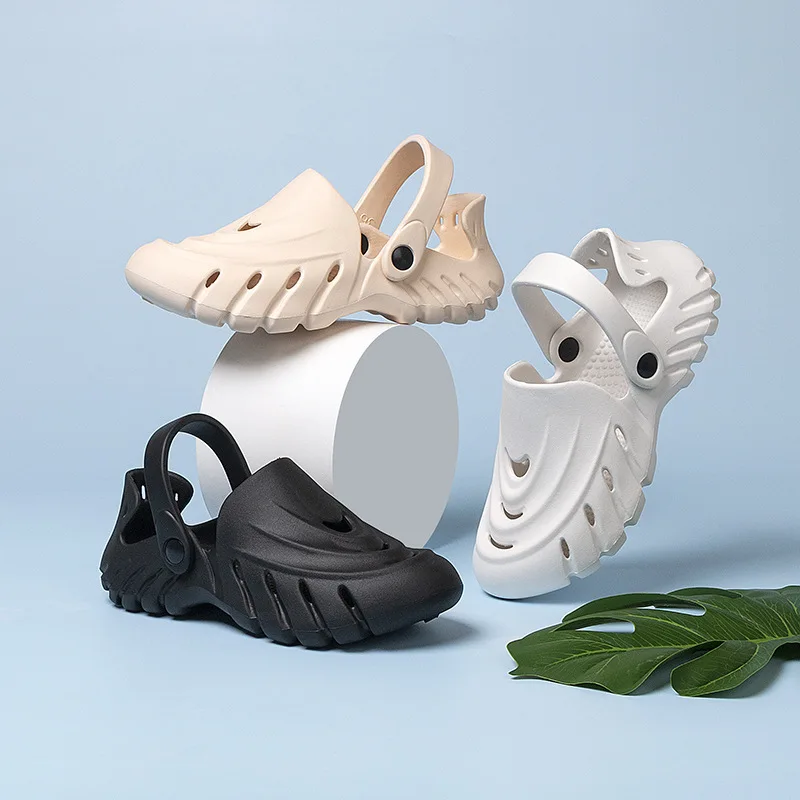 

2025 Summer Couple's Breathable Sandals Lightweight Hollow-Out Garden Non-Slip Beach Sandals for Men Women Outdoor Casual Wear