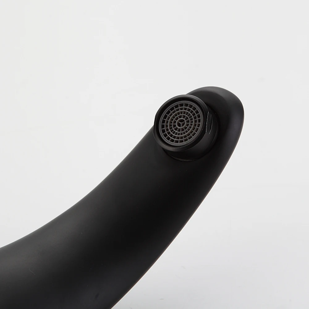 Automatic Smart Faucet Black Color Brass Body Material Mixer Water Cold & Hot