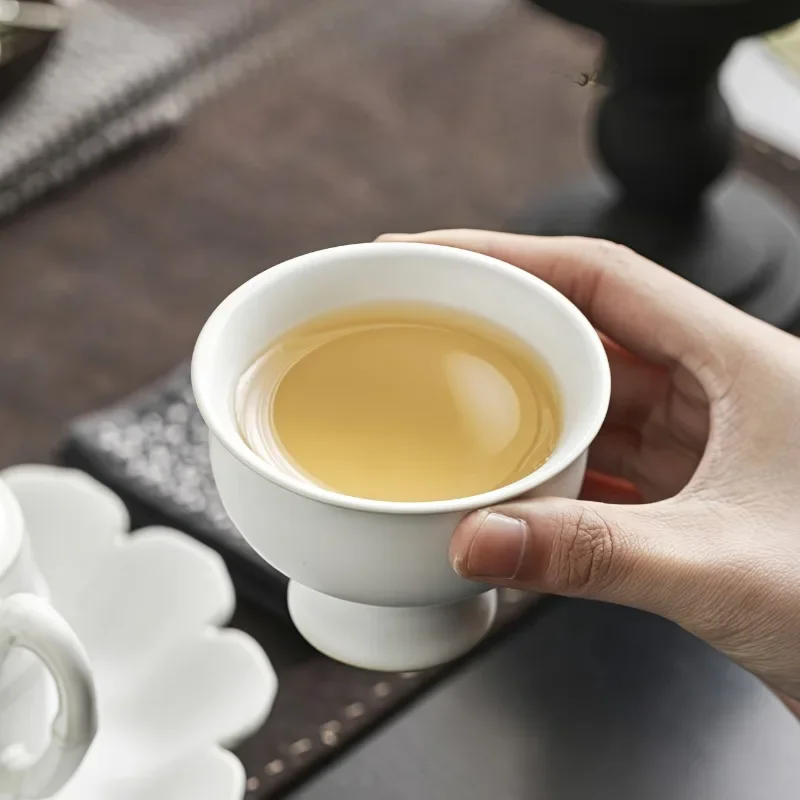Japanischer Keramikbecher Kung Fu Kleine Teetasse Einfache Master Cup Einzeltasse Persönliche Tasse Teetasse Chinesische Tasse Teetasse Teeschale