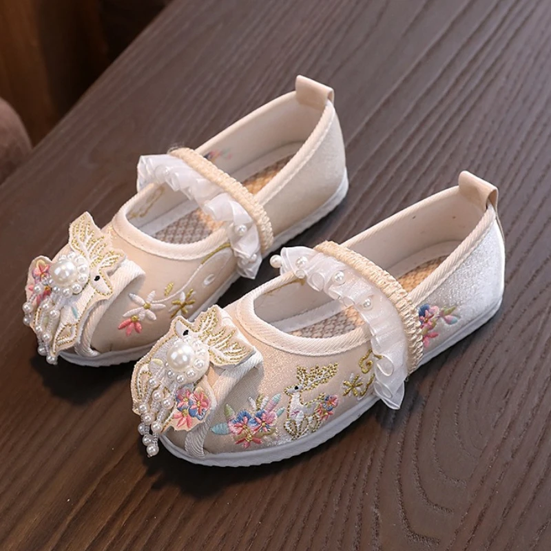 Girls Retro Embroidered Princessshoe2026springnew Korean Version Childshoe Chinesegirl Daily Ethnicstyle Tang Clothing Clothshoe