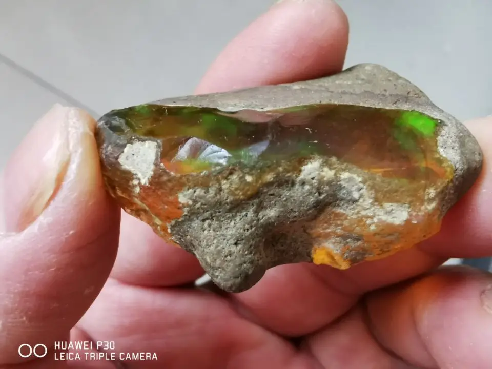 100% Natural Raw Ethiopian Opal Stone specimen 78.5ct(15.7g)