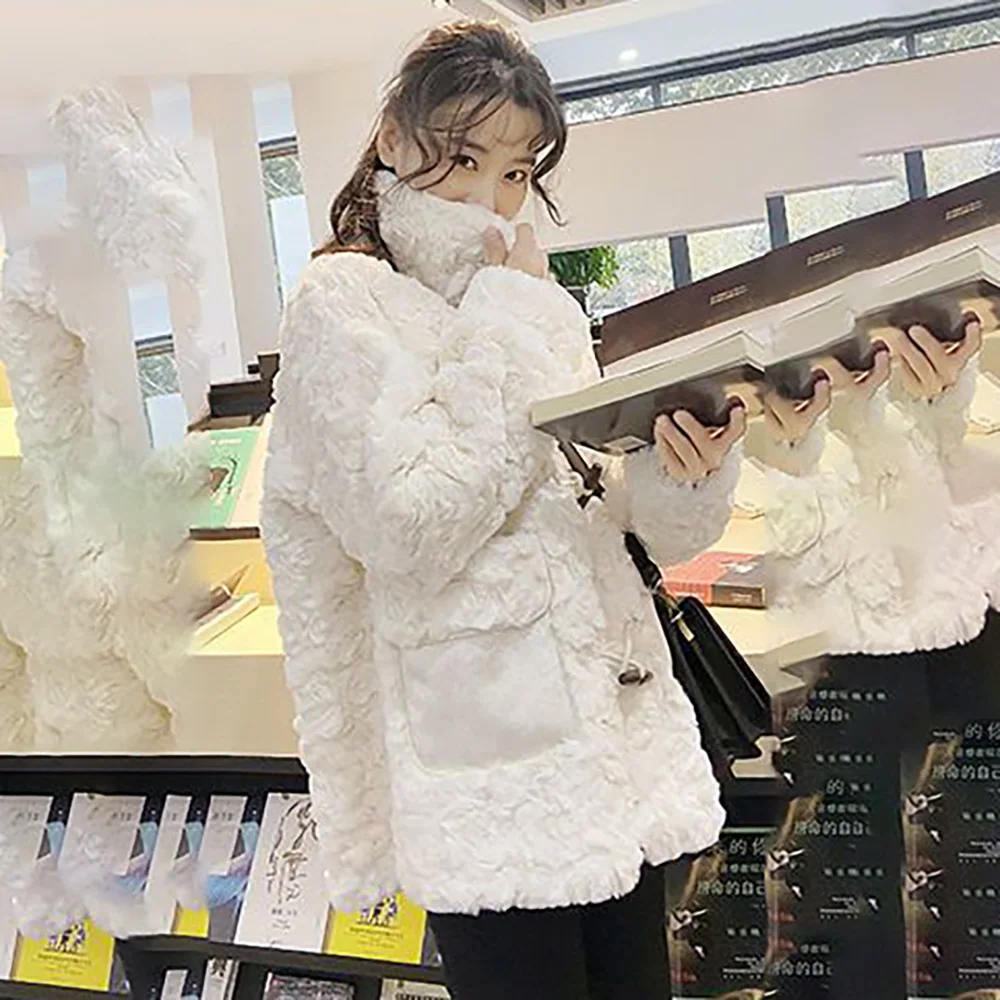 Lamb Fur Coat Women's Autumn And Winter New Foreign Fur One Fluffy Loose Warm Rabbit Fur Fashion Fur Coat.