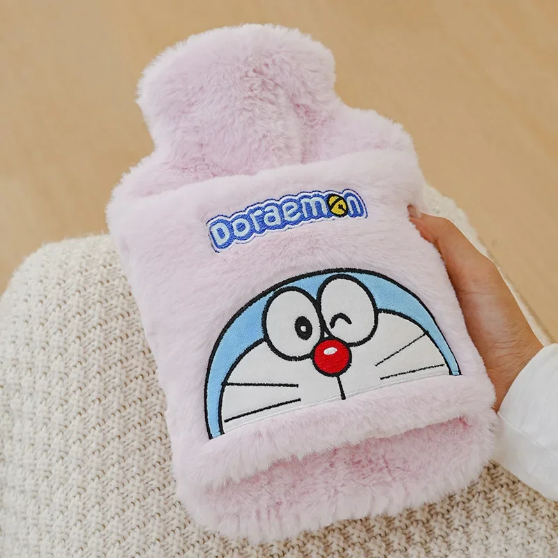 Doraemon bolso cálido Anime felpa botella de agua caliente relleno pequeño portátil estudiante calentador de manos lindo bolsa de agua caliente regalo de cumpleaños