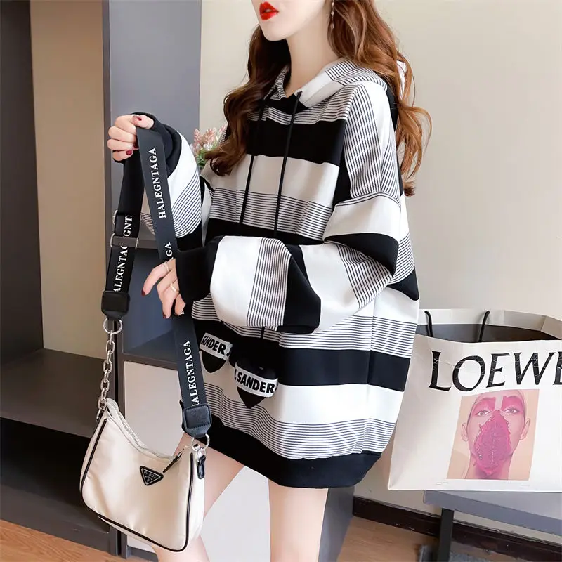 2023 New Spring and Autumn Korean Edition Fashion Design Striped Long Sleeved Loose Leisure Oversized Love Drawstring Hoodie