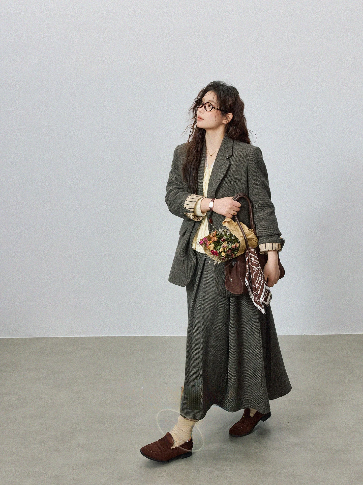 

Костюм-двойка больших размеров: женская модная верхняя одежда, юбка А-силуэта с высокой талией, длинный рукав, корейский стиль, осенне-зимняя коллекция