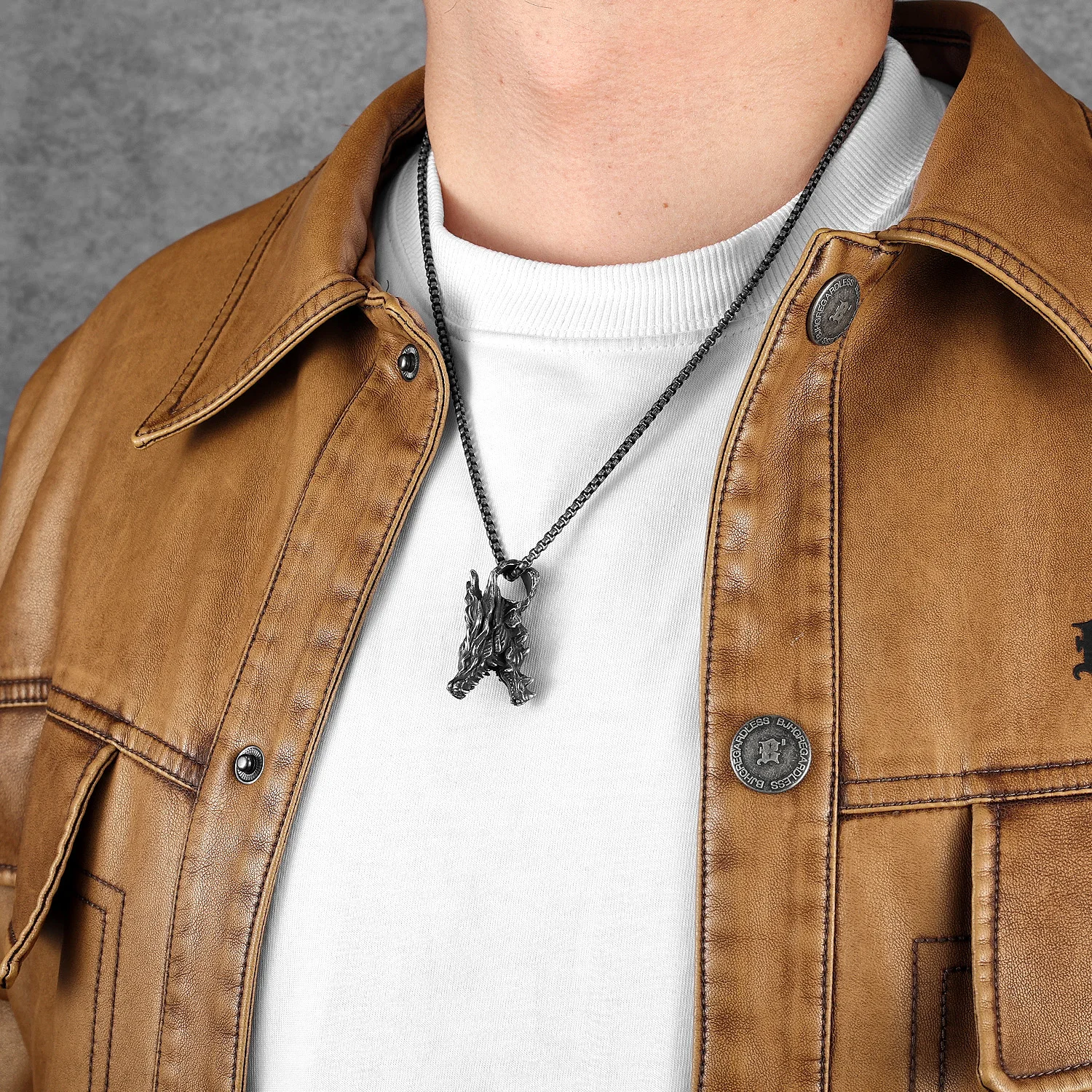 الرجعية التنين رئيس الرجال القلائد الفولاذ المقاوم للصدأ سلسلة بدلاية النساء فاسق مجوهرات الأزياء الجديدة في اكسسوارات الهدايا بالجملة