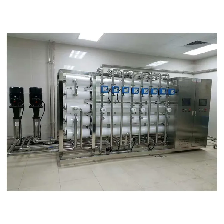 مضخة نطاق المياه الخام والمكونات الأساسية PLC آلة تحلية المياه الجوفية 20000 لتر / ساعة مع TDS1000 إلى 10000