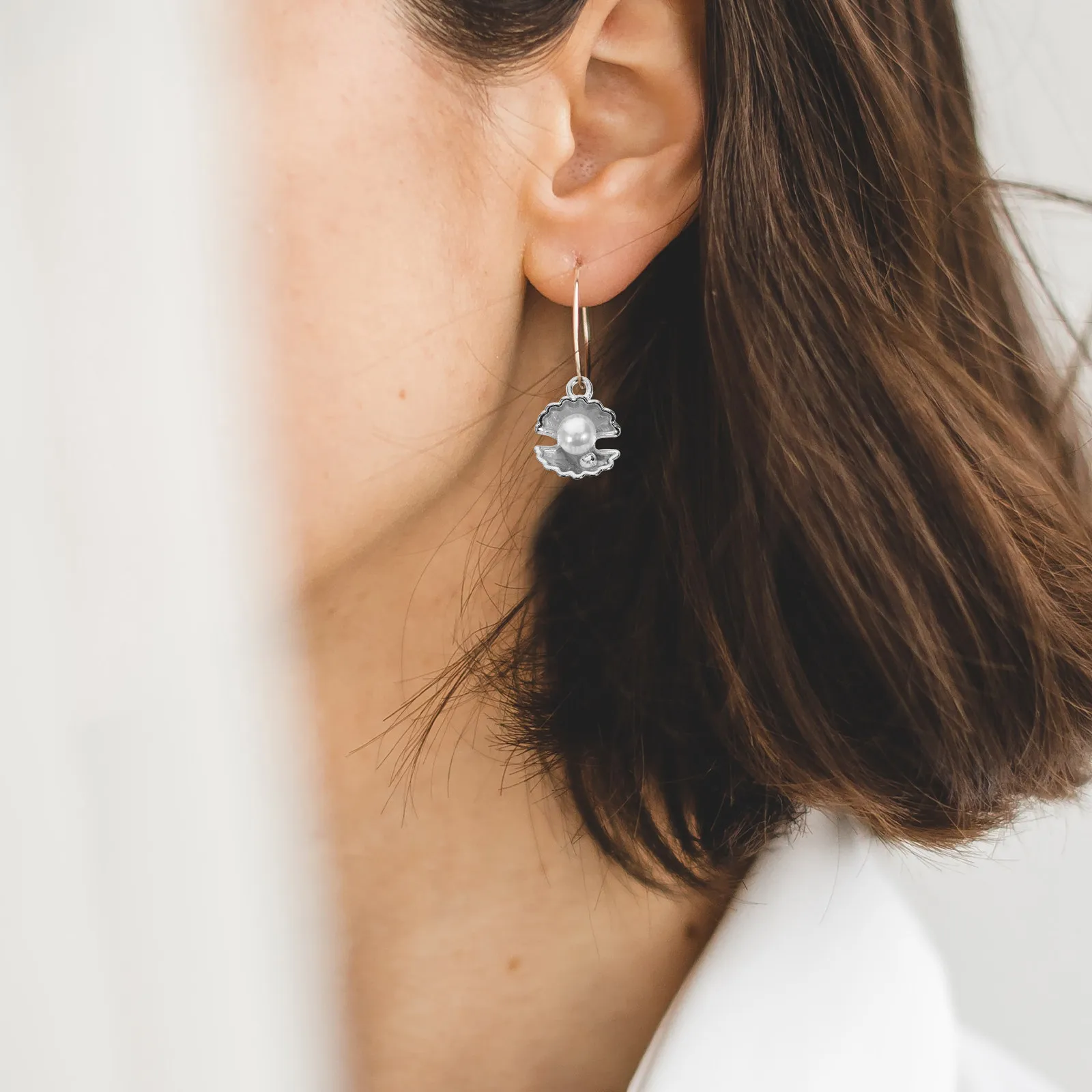 

10Pcs Pearl Pendants White Imitation Pearl Dangle Drops Alloy Metal Jewelry Crafting Components for DIY Earring