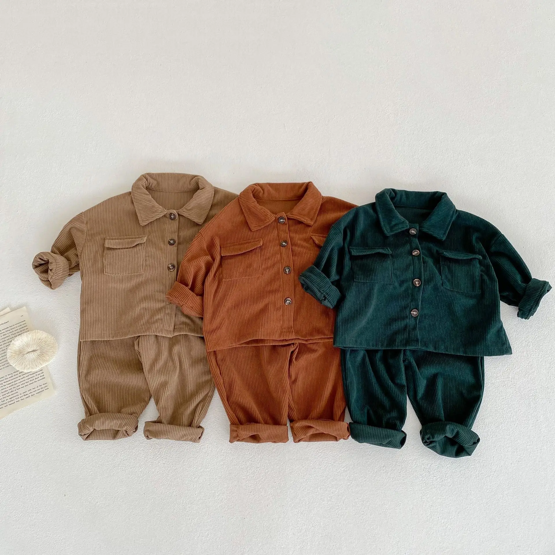 

Spring and Autumn Baby Corduroy Long Sleeve Suit Men's and Women's Cotton Cardigan Jacket Pants Two-piece Simple Casual Sportswe