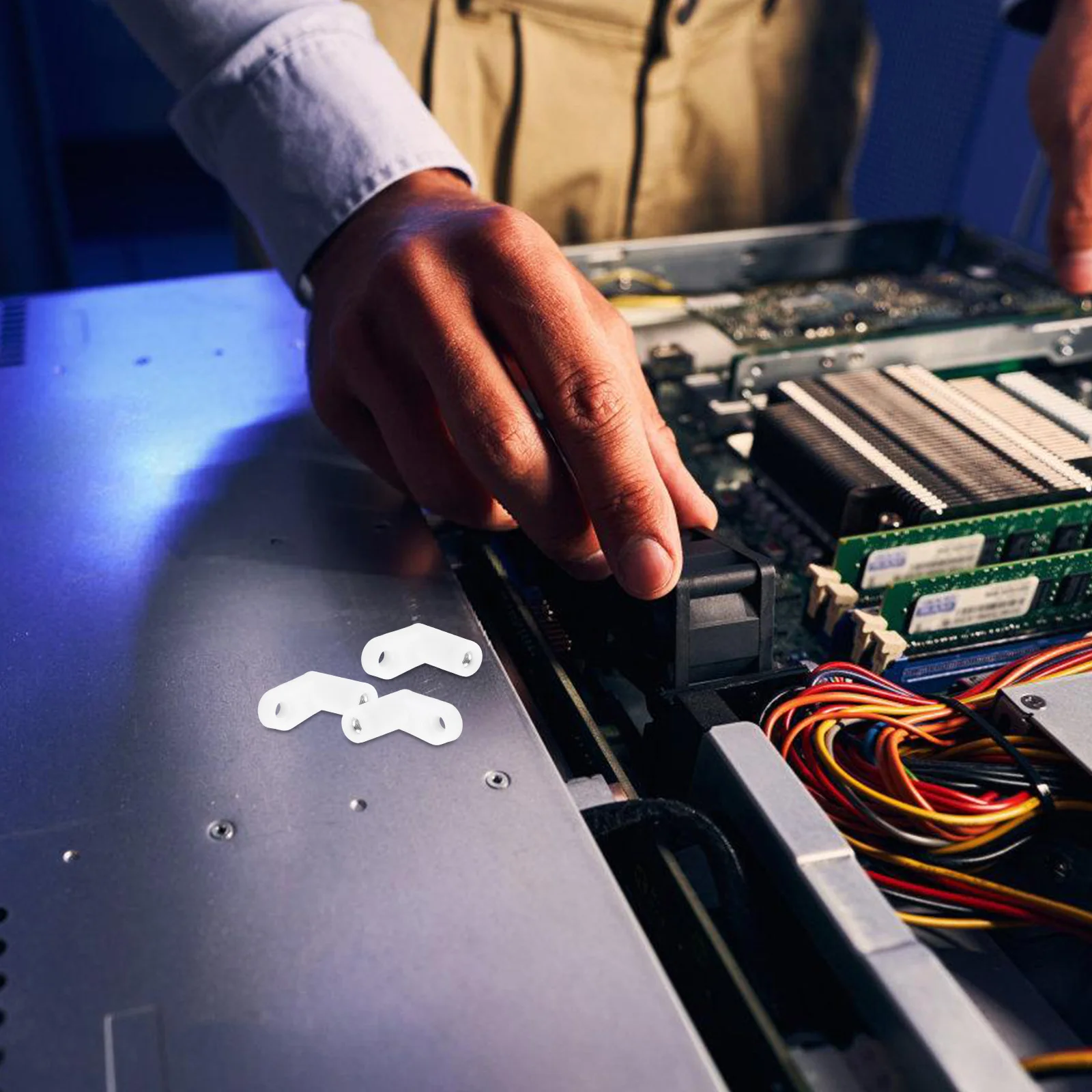 20개 플라스틱 L 브래킷 화이트 색상 선반 캐비닛 지지대 L자형 직각 브레이스 선반 코너 브래킷 절연 PCB 스페이서