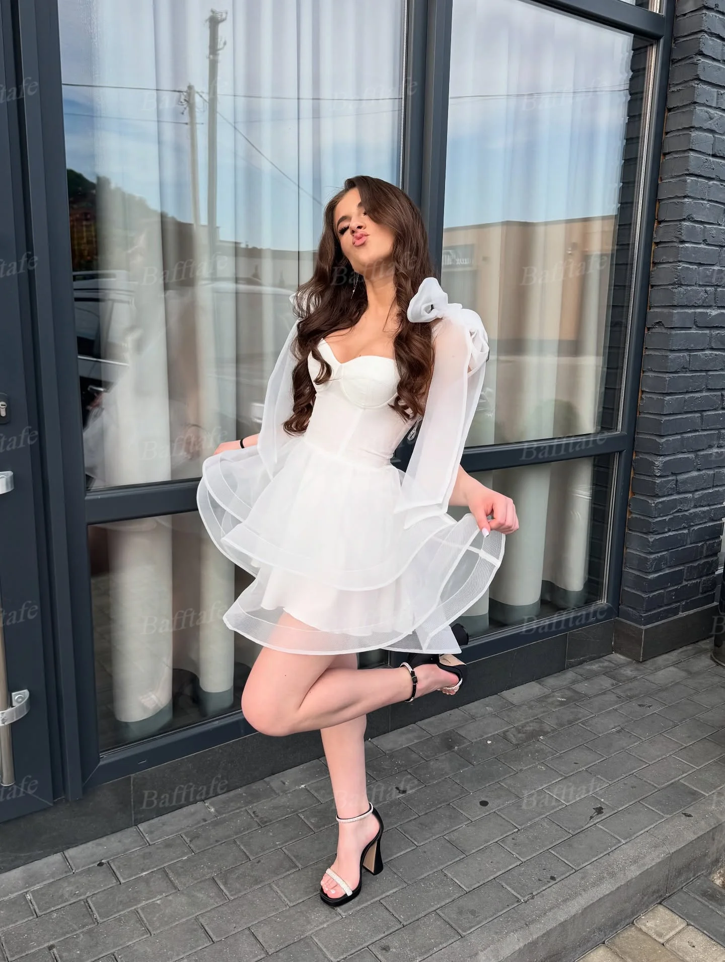 Bafftafe A-Linie Organza Maßgeschneiderte Ballkleider für Frauen Korsett-Rückenriemen Mädchen Tanz geschichtetes formelles Heimkehr-Partykleid