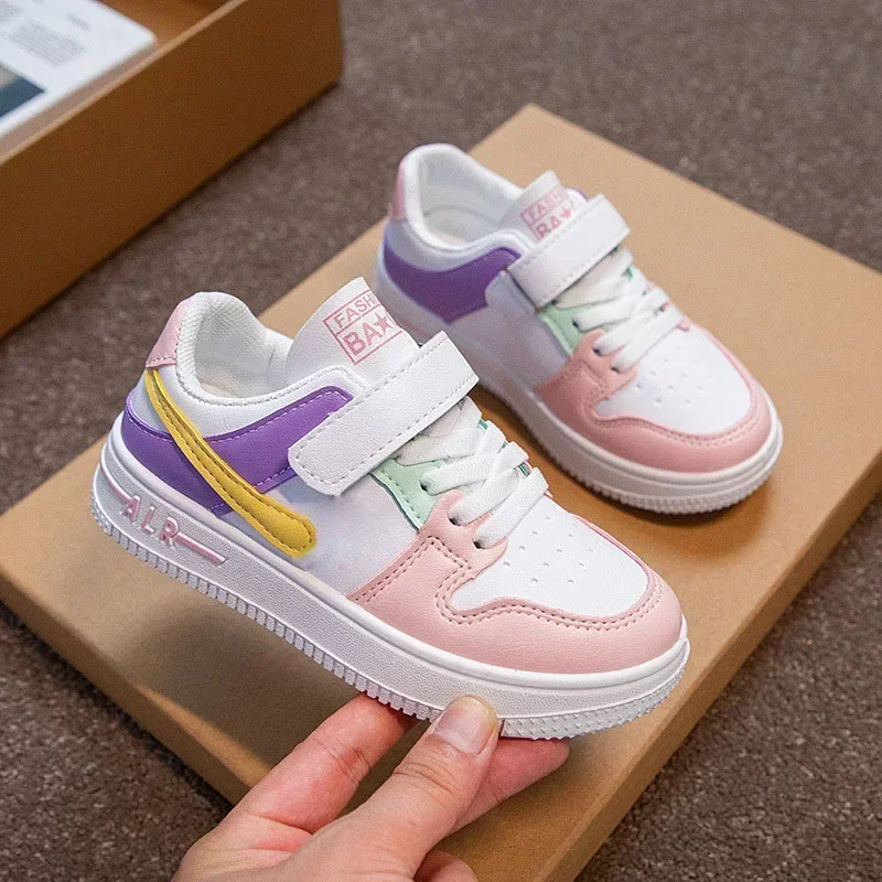 

Children's skateboard shoes 2025 spring and autumn new soft-soled casual running shoes for primary school students,