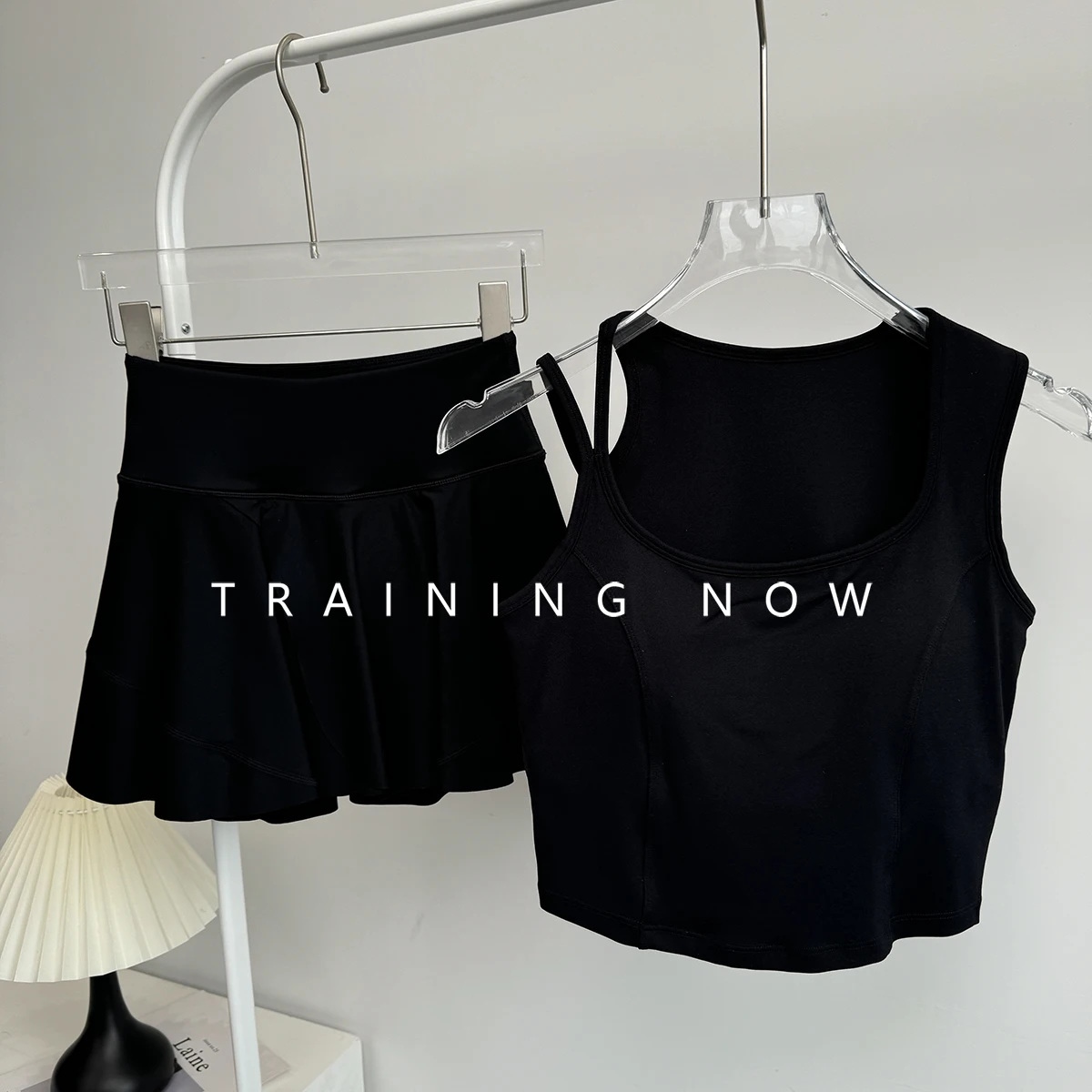 

Badminton tennis fitness set for women summer professional Pilates yoga suit quick morning jogging exercise two-piece set