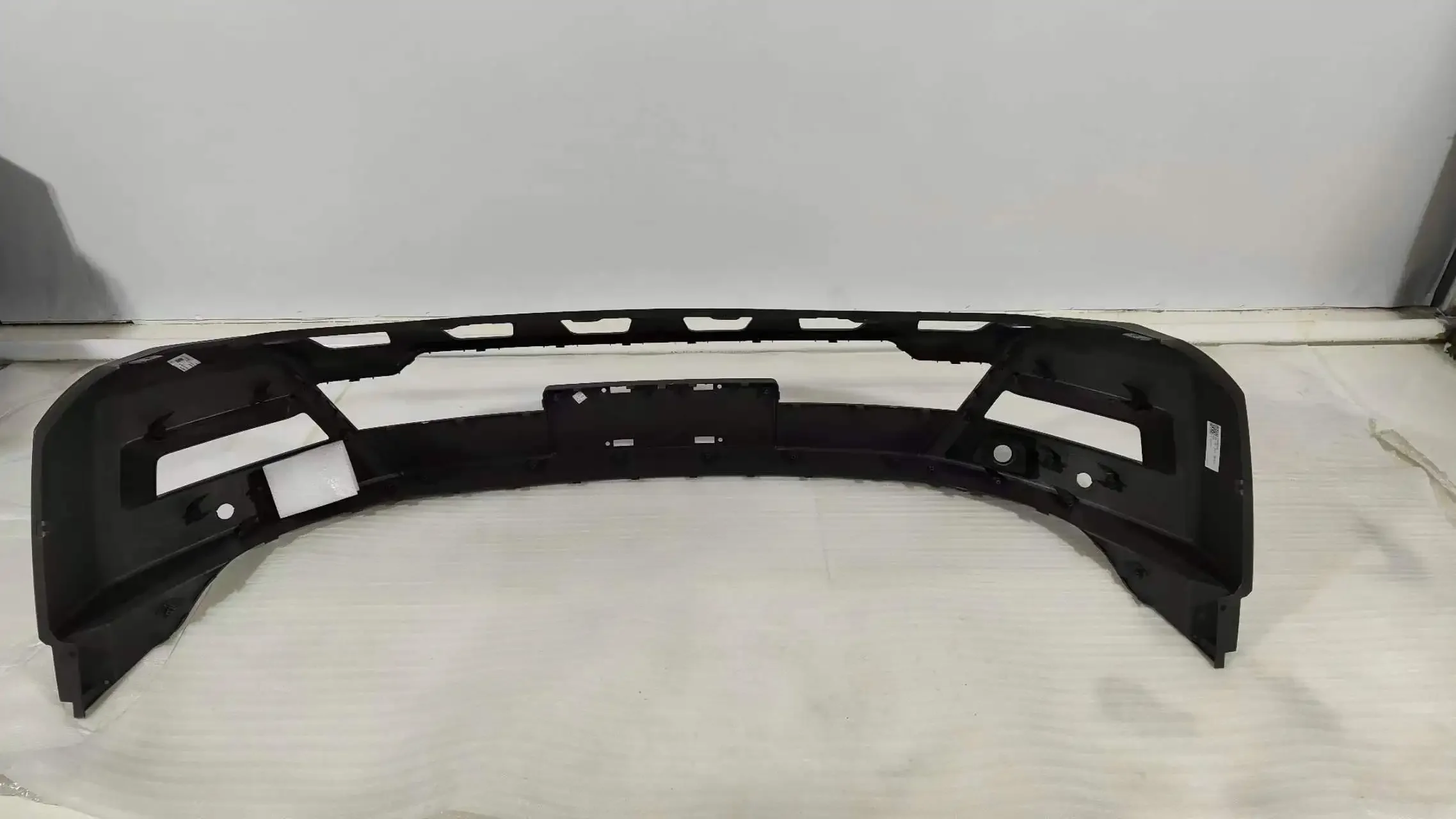 OE C00001820,Wholesale high-quality auto parts, the lower part of the front bumper is used for BAIC BJ20